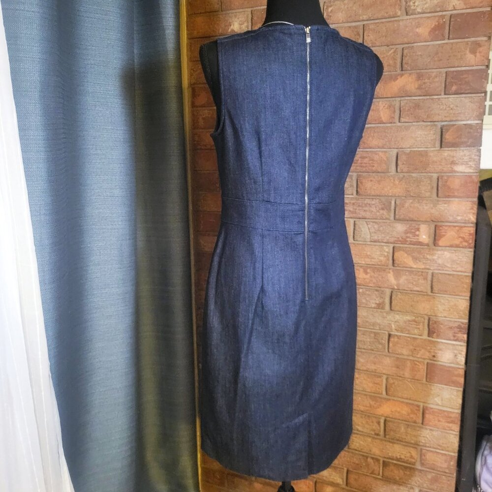 Ann Taylor Denim Sleeveless Back Zipper Fitted Shift Dress = Size 8P - Picture 5 of 11